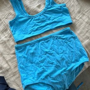 Arq Sky L Bundle NWOT